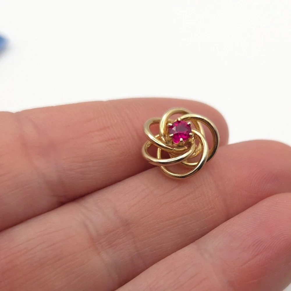 Vintage Gold Tone Knot Tie Tack Pink Stone Center‎ Chain T-Bar Accessory
